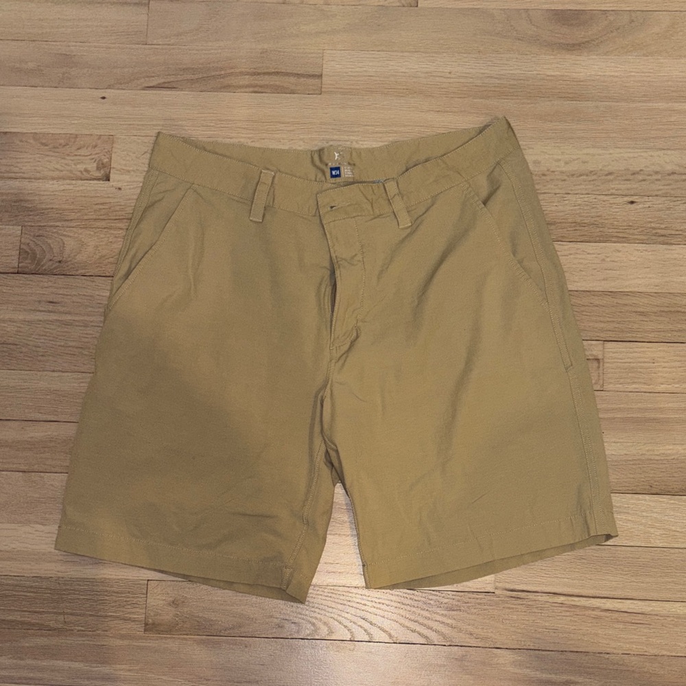 Southern Tide Men's Khaki Flat Front Shorts